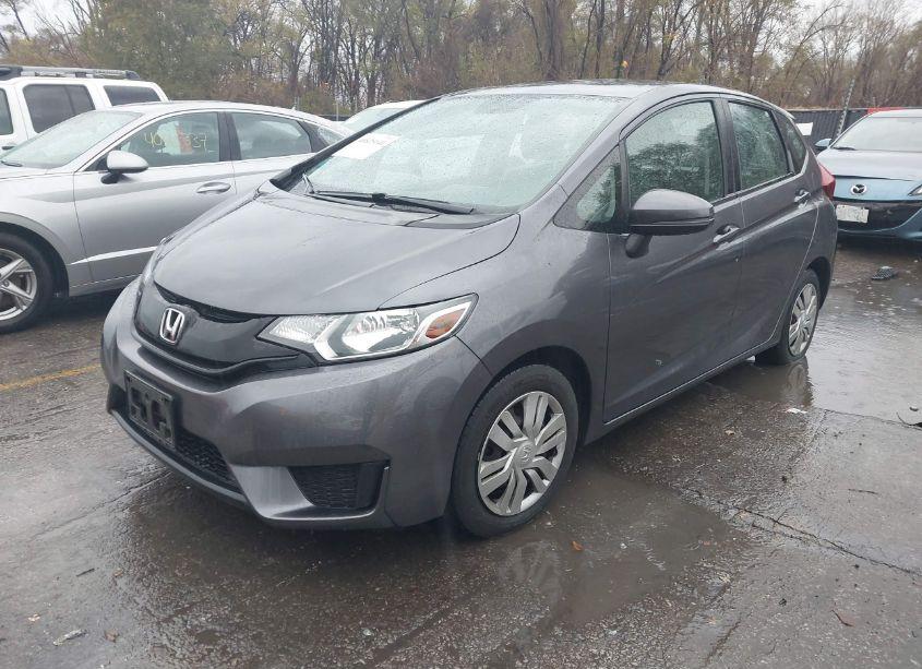 Photo 2 of 2015 Honda Fit LX (VIN 3HGGK5H59FM753328)