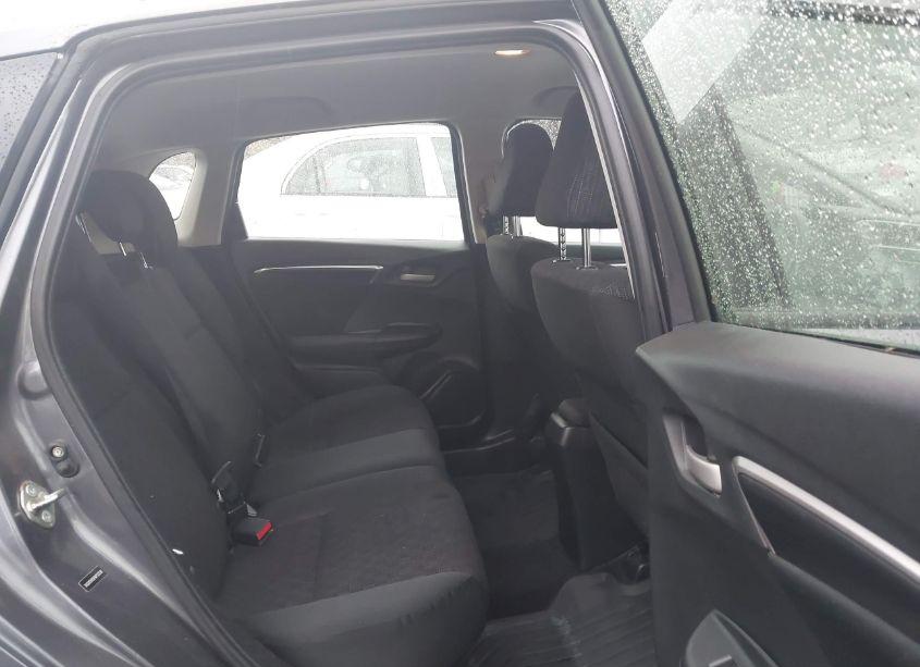 Photo 8 of 2015 Honda Fit LX (VIN 3HGGK5H59FM753328)