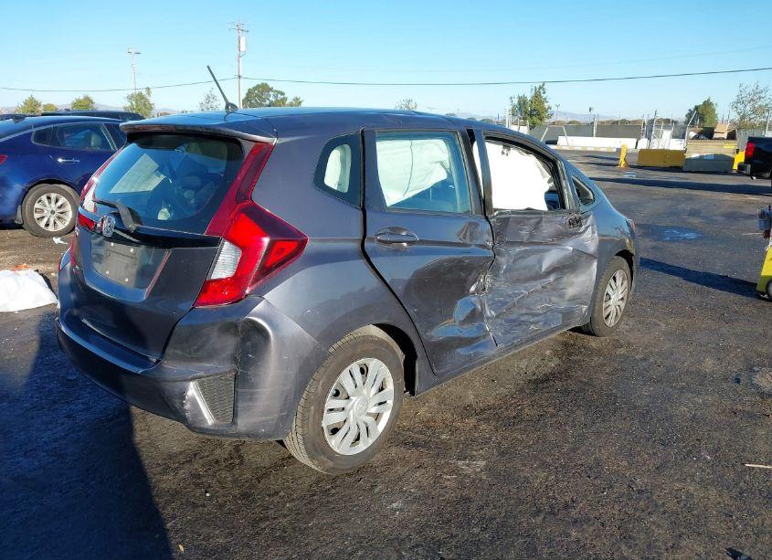 Photo 4 of 2015 Honda Fit LX (VIN 3HGGK5H59FM763874)