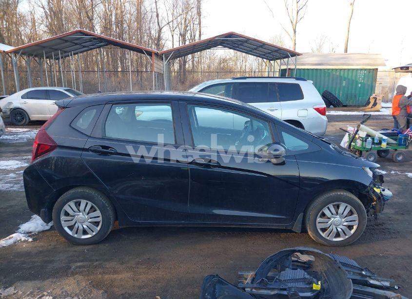 Photo 14 of 2015 Honda Fit LX (VIN 3HGGK5H59FM787172)