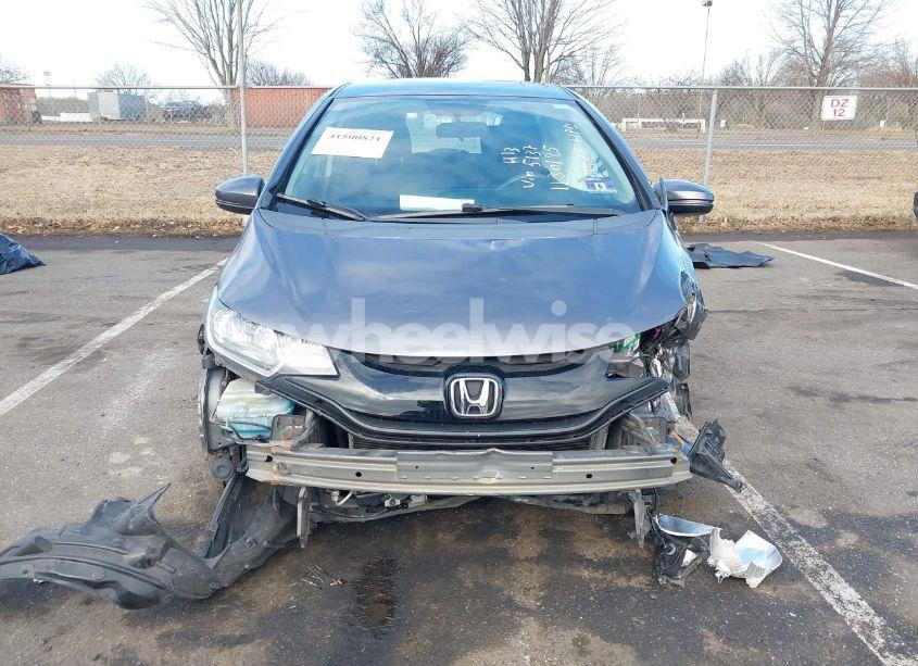Photo 6 of 2015 Honda Fit LX (VIN 3HGGK5H5XFM715137)