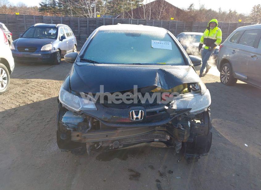 Photo 13 of 2015 Honda Fit LX (VIN 3HGGK5H5XFM758845)