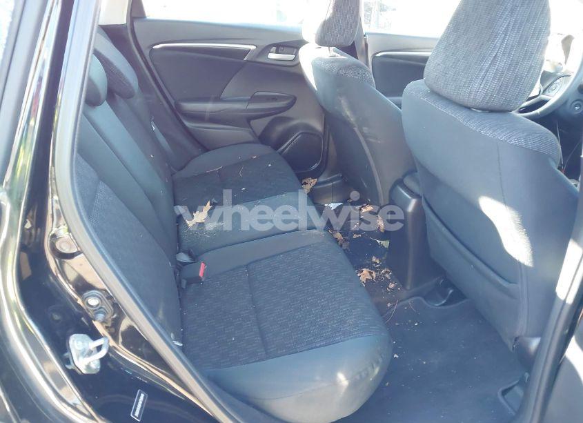 Photo 8 of 2015 Honda Fit LX (VIN 3HGGK5H5XFM758845)
