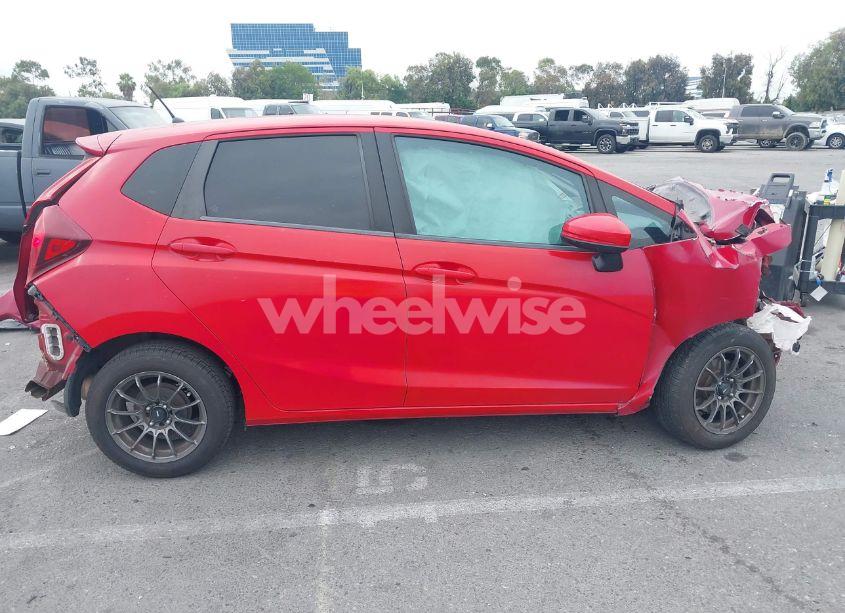 Photo 14 of 2015 Honda Fit LX (VIN 3HGGK5H5XFM775385)