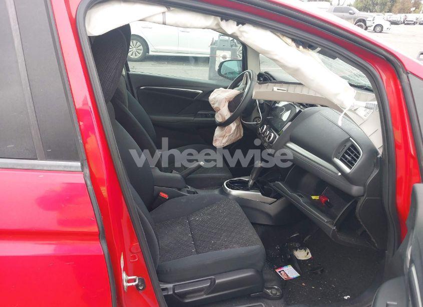 Photo 5 of 2015 Honda Fit LX (VIN 3HGGK5H5XFM775385)