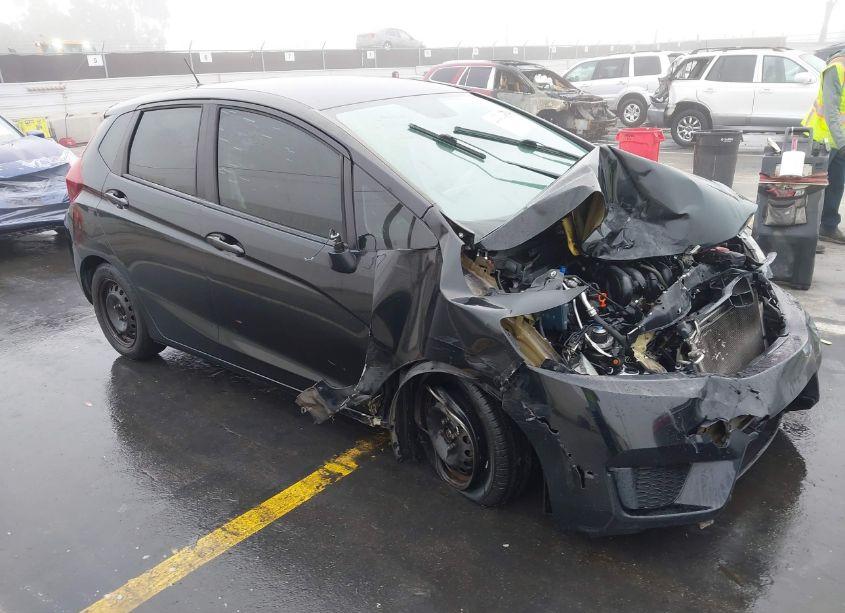 2015 Honda Fit LX (VIN 3HGGK5H5XFM786869) main photo