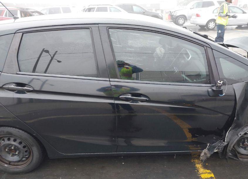 Photo 13 of 2015 Honda Fit LX (VIN 3HGGK5H5XFM786869)