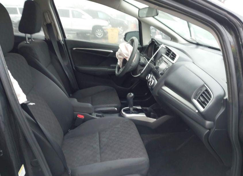 Photo 5 of 2015 Honda Fit LX (VIN 3HGGK5H5XFM786869)