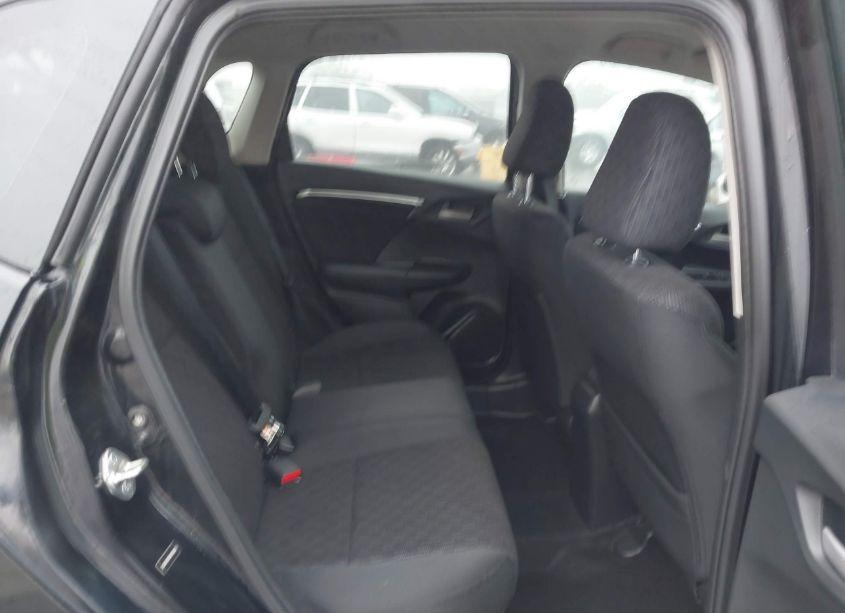 Photo 8 of 2015 Honda Fit LX (VIN 3HGGK5H5XFM786869)