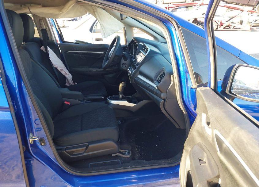 Photo 5 of 2017 Honda Fit LX (VIN 3HGGK5H5XHM711558)