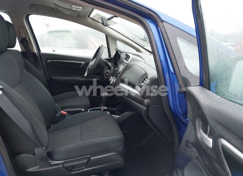 Photo 5 of 2017 Honda Fit LX (VIN 3HGGK5H5XHM711561)