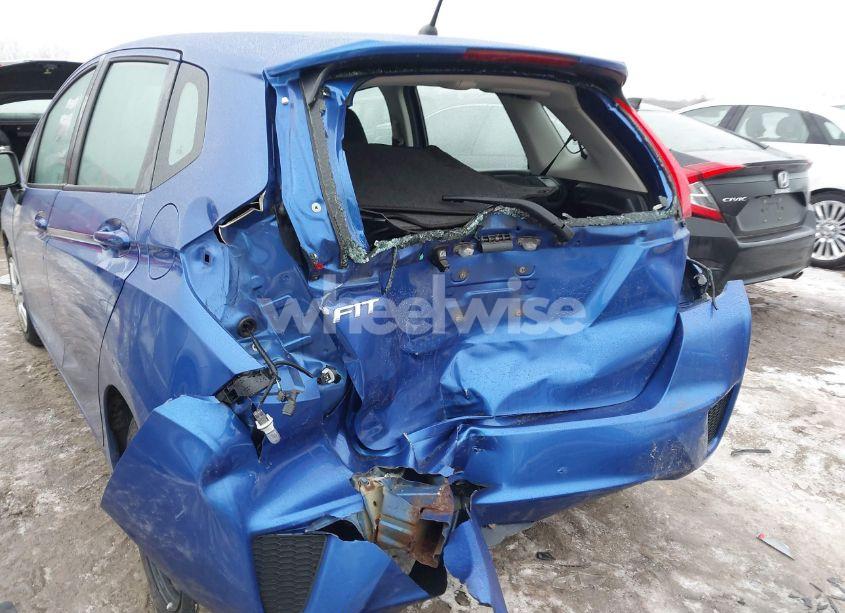 Photo 6 of 2017 Honda Fit LX (VIN 3HGGK5H5XHM711561)