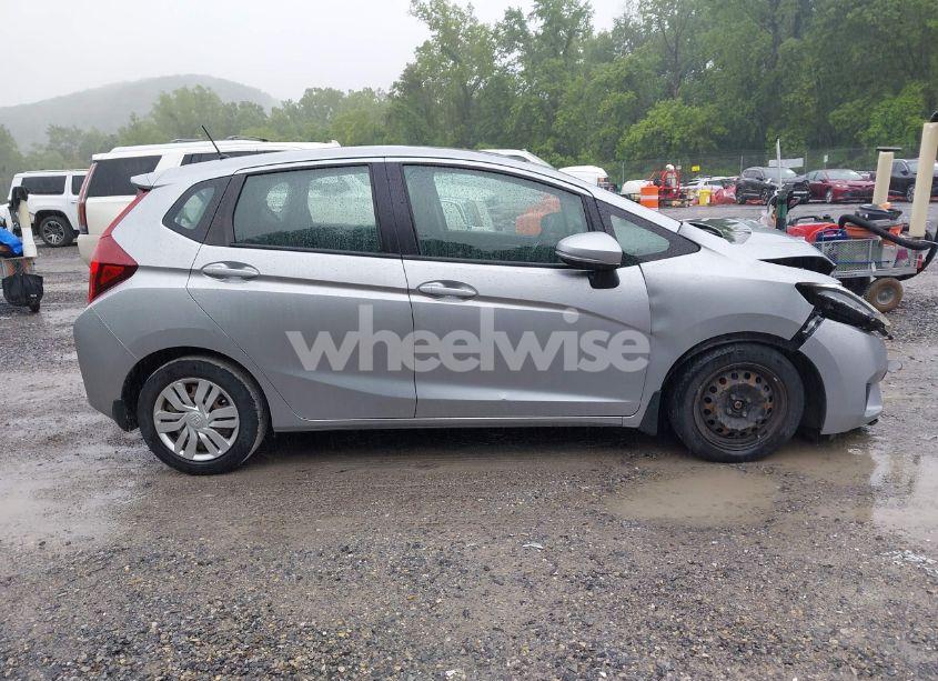 Photo 13 of 2017 Honda Fit LX (VIN 3HGGK5H5XHM713486)