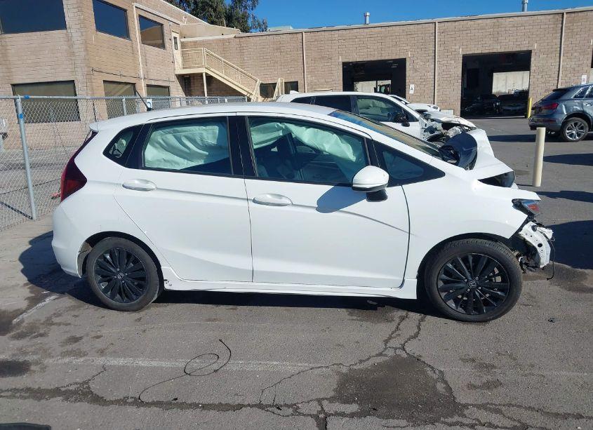 Photo 14 of 2018 Honda Fit SPORT (VIN 3HGGK5H60JM707369)