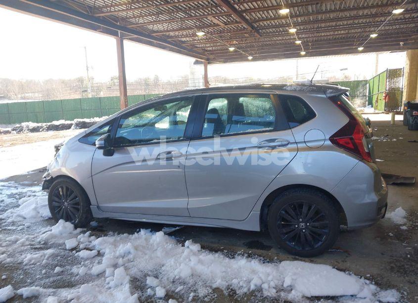 Photo 15 of 2019 Honda Fit SPORT (VIN 3HGGK5H62KM741279)
