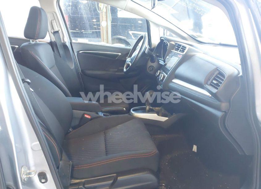 Photo 5 of 2019 Honda Fit SPORT (VIN 3HGGK5H62KM741279)