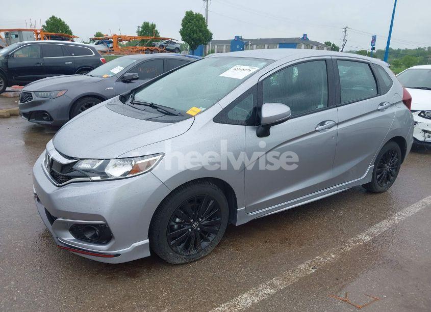 Photo 2 of 2020 Honda Fit SPORT (VIN 3HGGK5H63LM731359)