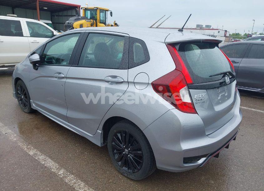 Photo 3 of 2020 Honda Fit SPORT (VIN 3HGGK5H63LM731359)