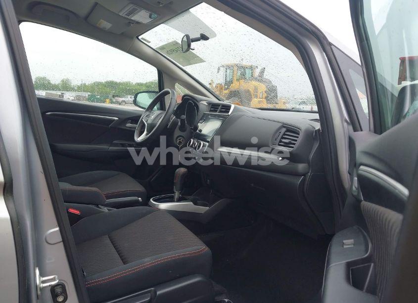 Photo 5 of 2020 Honda Fit SPORT (VIN 3HGGK5H63LM731359)