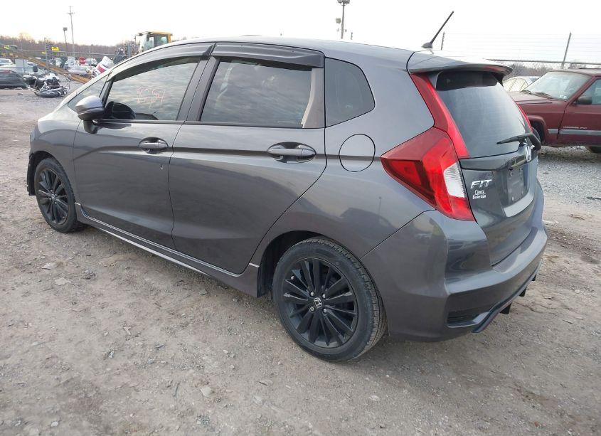 Photo 3 of 2018 Honda Fit SPORT (VIN 3HGGK5H64JM706824)