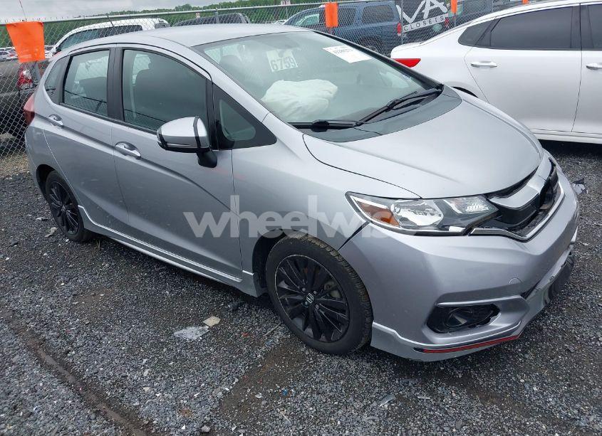 2018 Honda Fit SPORT (VIN 3HGGK5H64JM708668) main photo