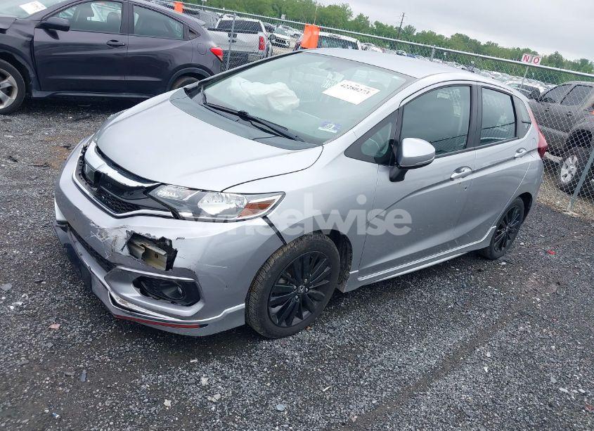 Photo 2 of 2018 Honda Fit SPORT (VIN 3HGGK5H64JM708668)