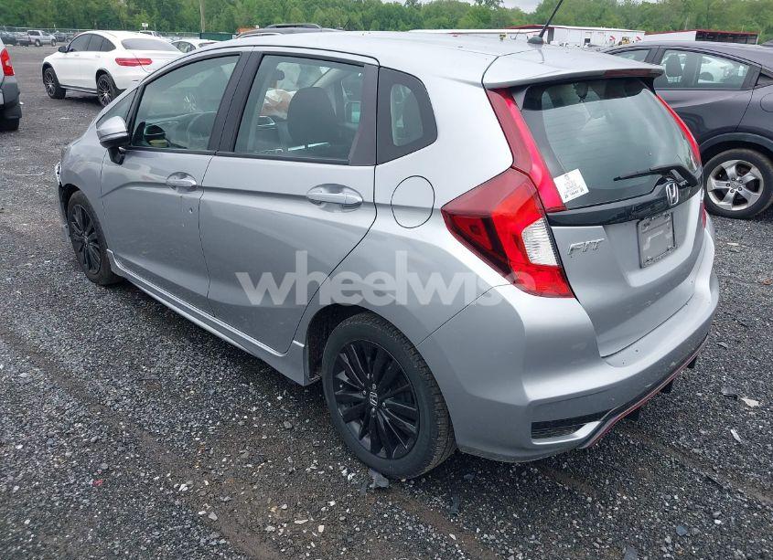 Photo 3 of 2018 Honda Fit SPORT (VIN 3HGGK5H64JM708668)
