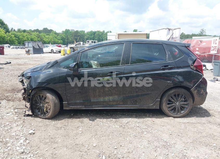 Photo 15 of 2018 Honda Fit SPORT (VIN 3HGGK5H65JM706573)