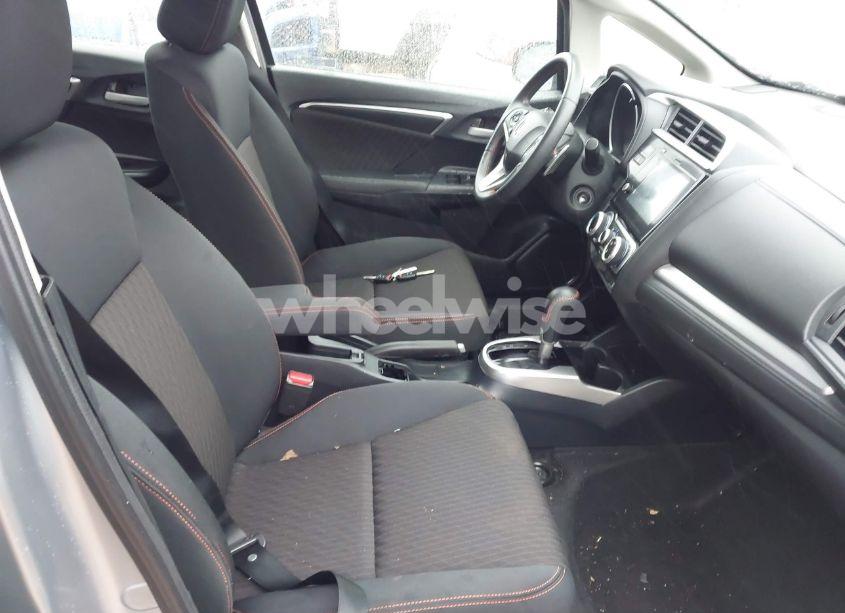 Photo 5 of 2018 Honda Fit SPORT (VIN 3HGGK5H65JM718206)