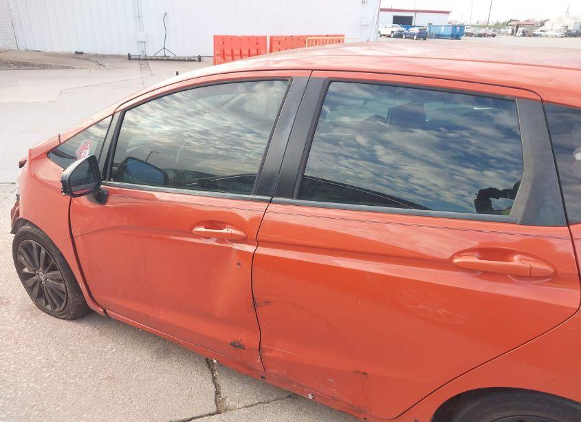 Photo 14 of 2018 Honda Fit SPORT (VIN 3HGGK5H65JM725737)