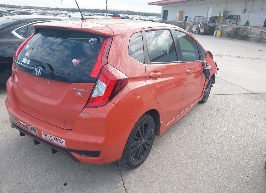 Photo 4 of 2018 Honda Fit SPORT (VIN 3HGGK5H65JM725737)