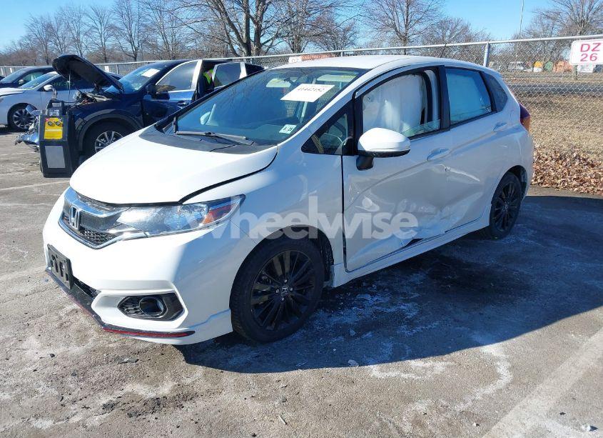 Photo 2 of 2020 Honda Fit SPORT (VIN 3HGGK5H65LM716538)