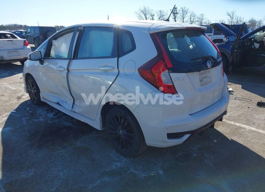 Photo 3 of 2020 Honda Fit SPORT (VIN 3HGGK5H65LM716538)