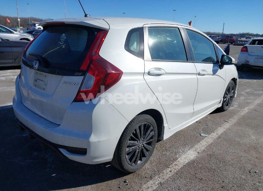Photo 4 of 2020 Honda Fit SPORT (VIN 3HGGK5H65LM716538)