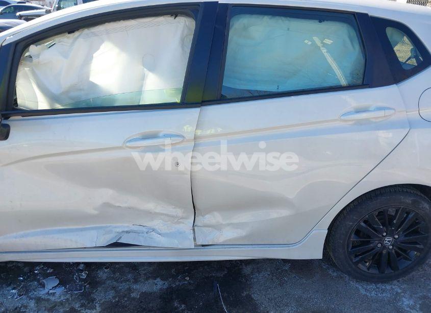 Photo 6 of 2020 Honda Fit SPORT (VIN 3HGGK5H65LM716538)