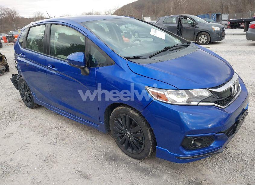 2018 Honda Fit SPORT (VIN 3HGGK5H67JM701715) main photo