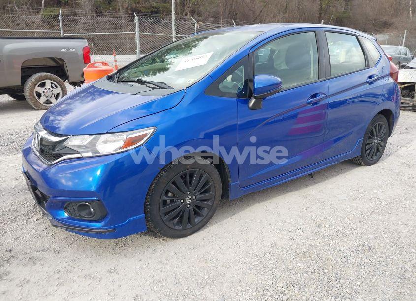 Photo 2 of 2018 Honda Fit SPORT (VIN 3HGGK5H67JM701715)
