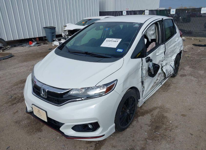 Photo 2 of 2018 Honda Fit SPORT (VIN 3HGGK5H67JM702623)