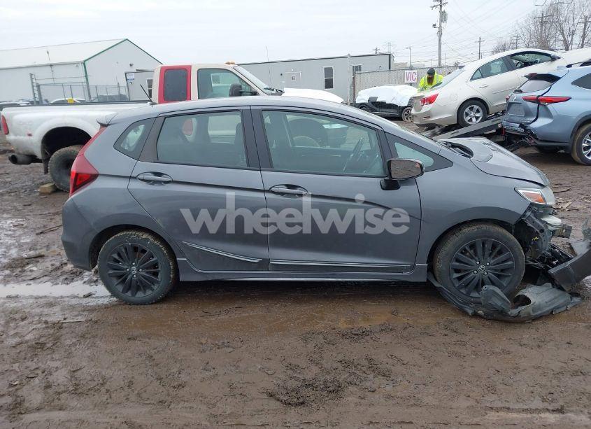 Photo 13 of 2018 Honda Fit SPORT (VIN 3HGGK5H67JM707952)
