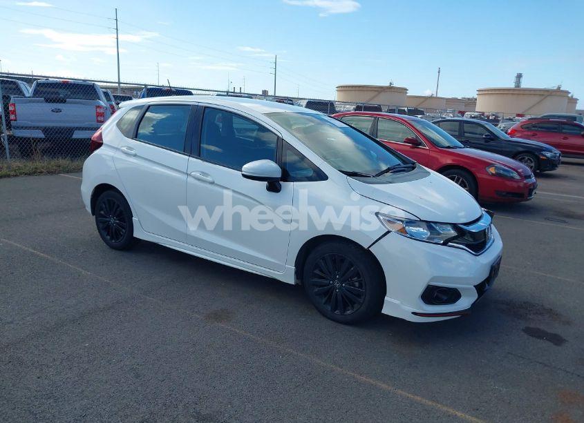 2018 Honda Fit SPORT (VIN 3HGGK5H68JM723254) main photo