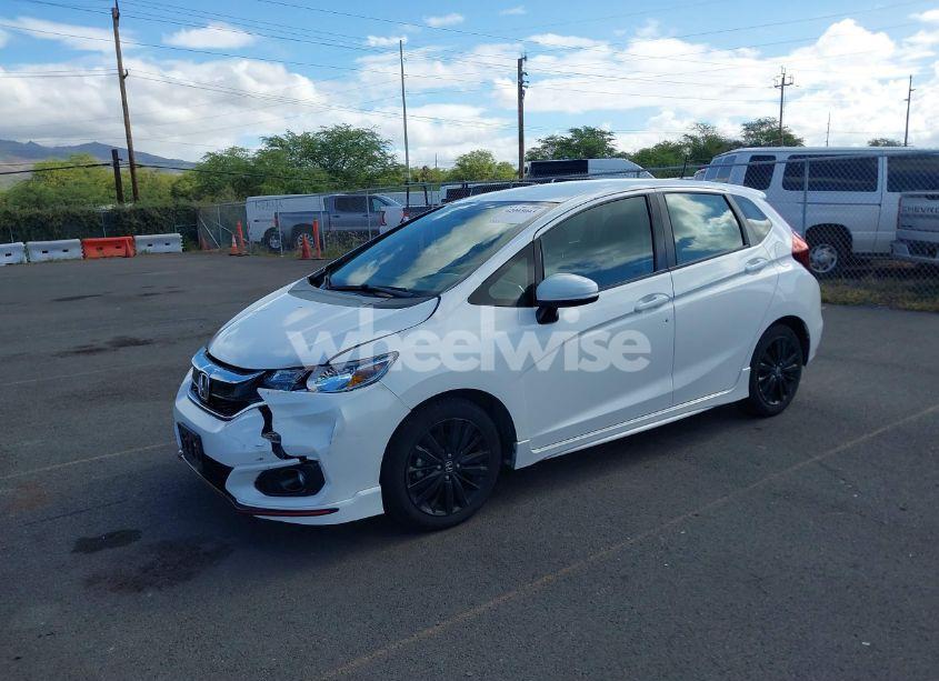 Photo 2 of 2018 Honda Fit SPORT (VIN 3HGGK5H68JM723254)