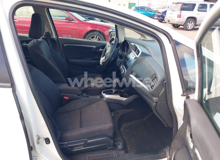 Photo 5 of 2018 Honda Fit SPORT (VIN 3HGGK5H68JM723254)