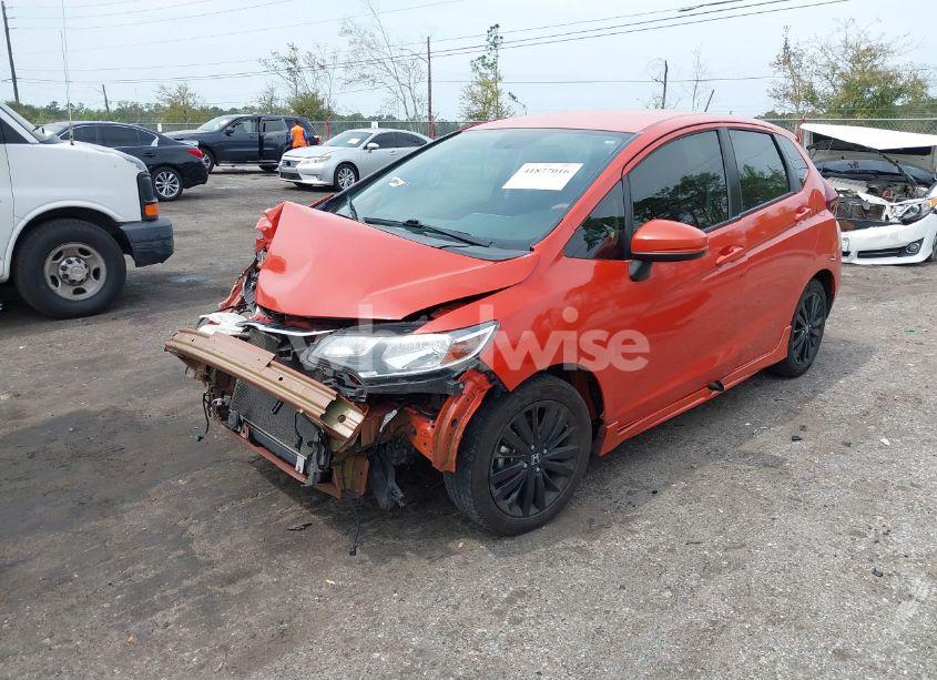 Photo 2 of 2020 Honda Fit SPORT (VIN 3HGGK5H68LM726836)