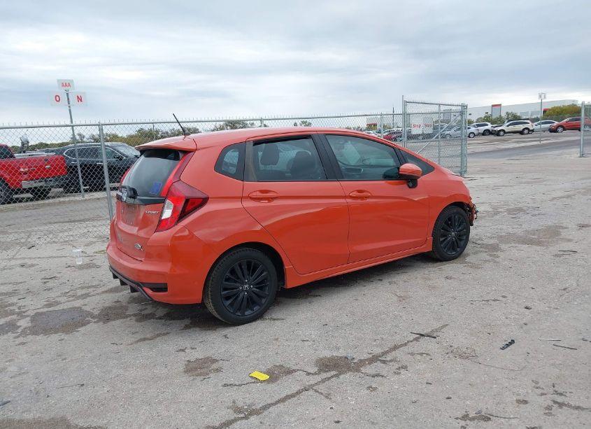 Photo 4 of 2018 Honda Fit SPORT (VIN 3HGGK5H69JM718239)