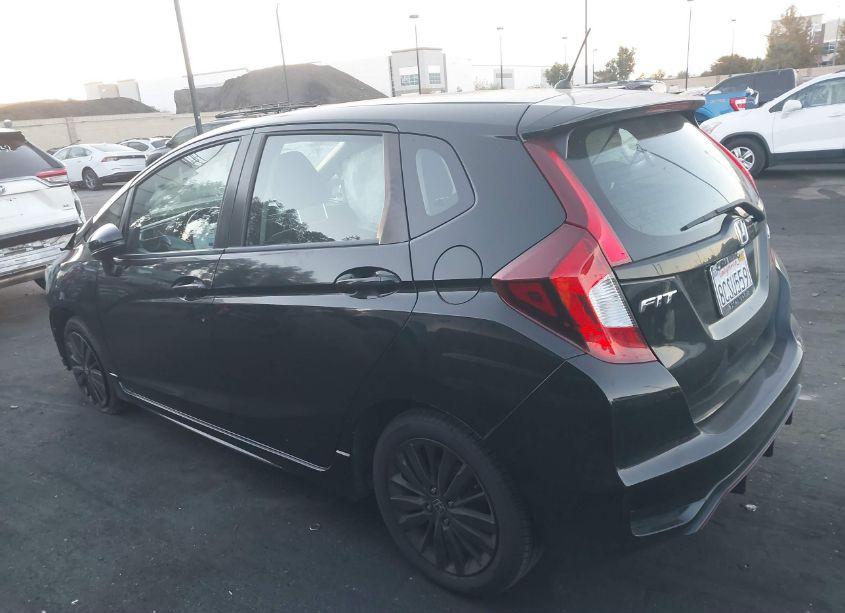 Photo 15 of 2018 Honda Fit SPORT (VIN 3HGGK5H69JM731119)
