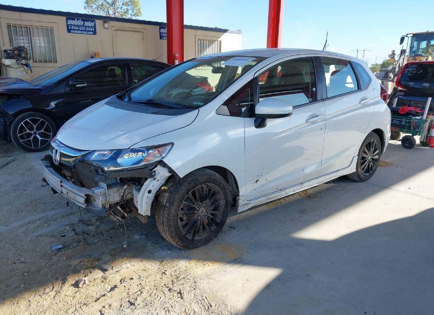 Photo 2 of 2019 Honda Fit SPORT (VIN 3HGGK5H69KM700535)