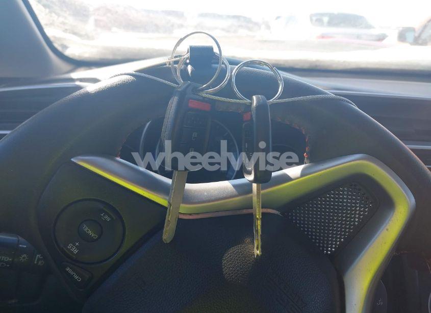 Photo 11 of 2018 Honda Fit SPORT (VIN 3HGGK5H6XJM705225)