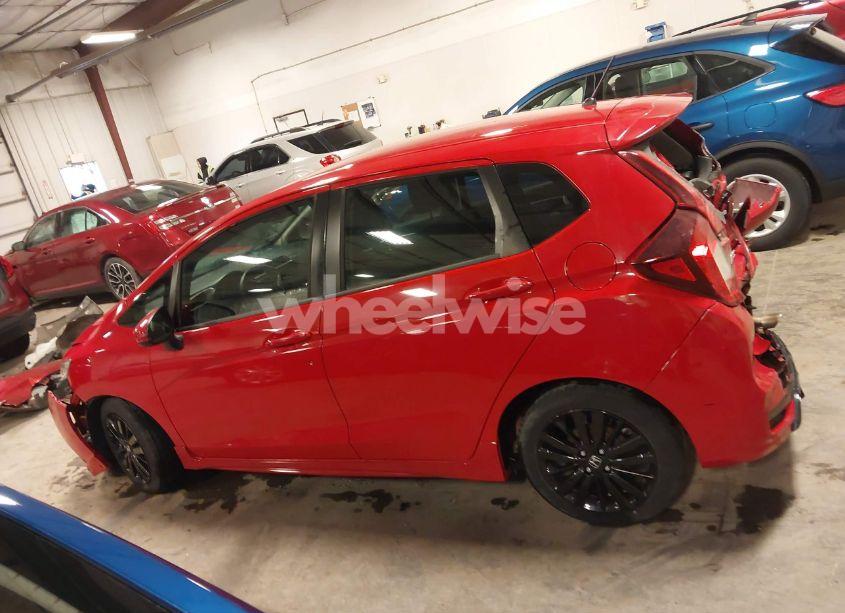 Photo 14 of 2018 Honda Fit SPORT (VIN 3HGGK5H6XJM705225)