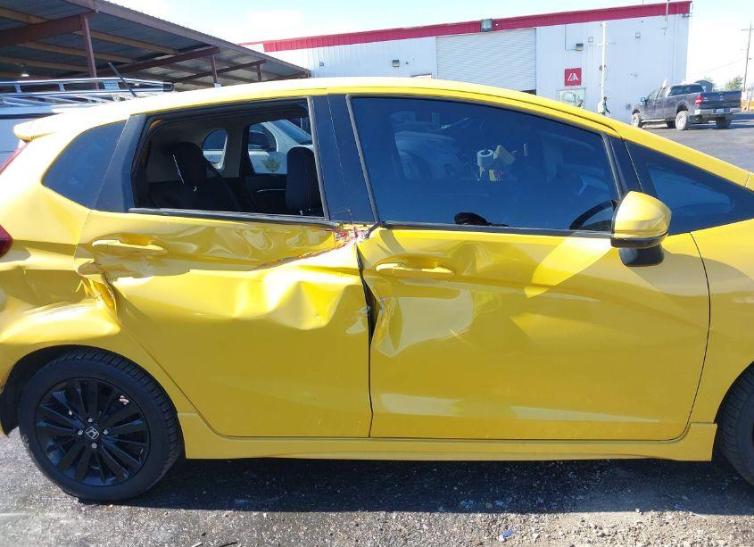 Photo 14 of 2018 Honda Fit SPORT (VIN 3HGGK5H6XJM713051)