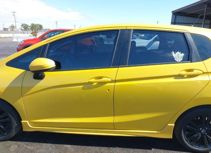 Photo 15 of 2018 Honda Fit SPORT (VIN 3HGGK5H6XJM713051)